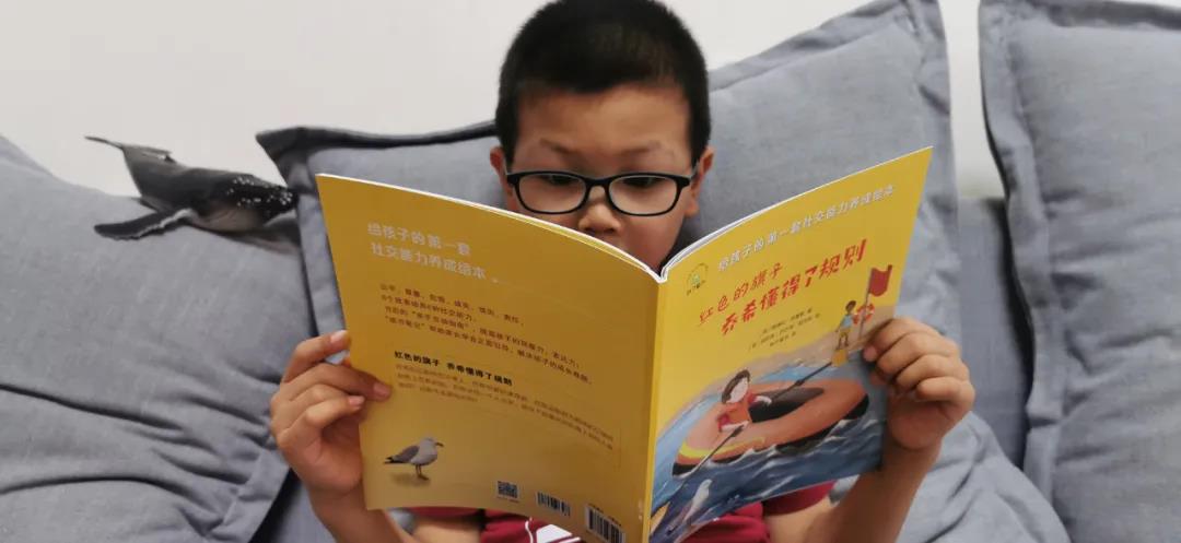 见义勇为彰显平安大爱，向善向上诠释保险真谛!崔火车荣获平安志愿者协会年度“十佳志愿者”