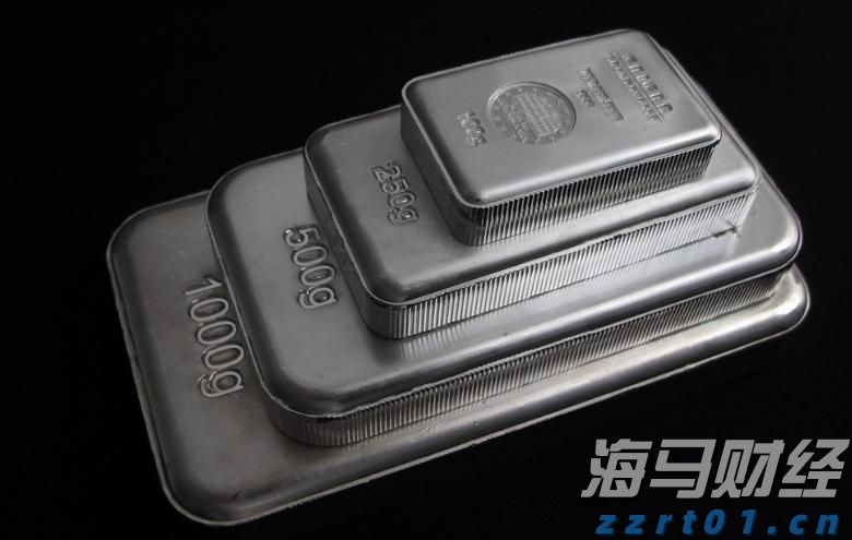 暑假出游高铁票怎么买最划算、如何快速找到车厢？